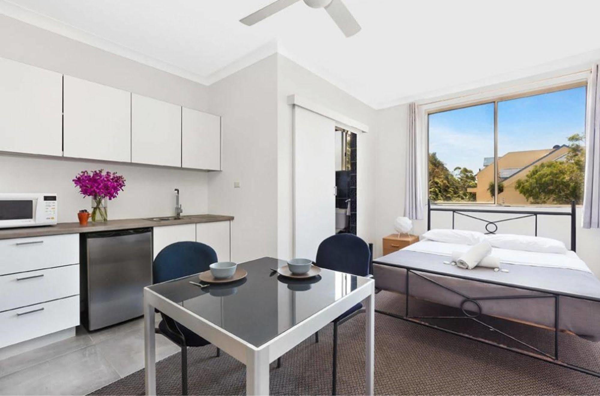 Manly Beachside Apartments Экстерьер фото