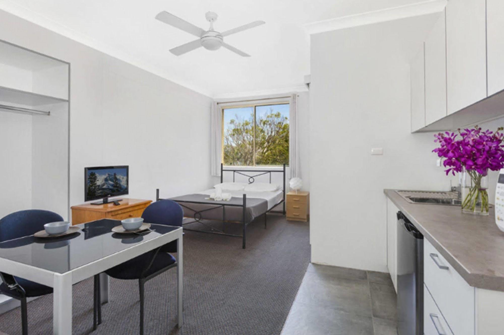 Manly Beachside Apartments Экстерьер фото